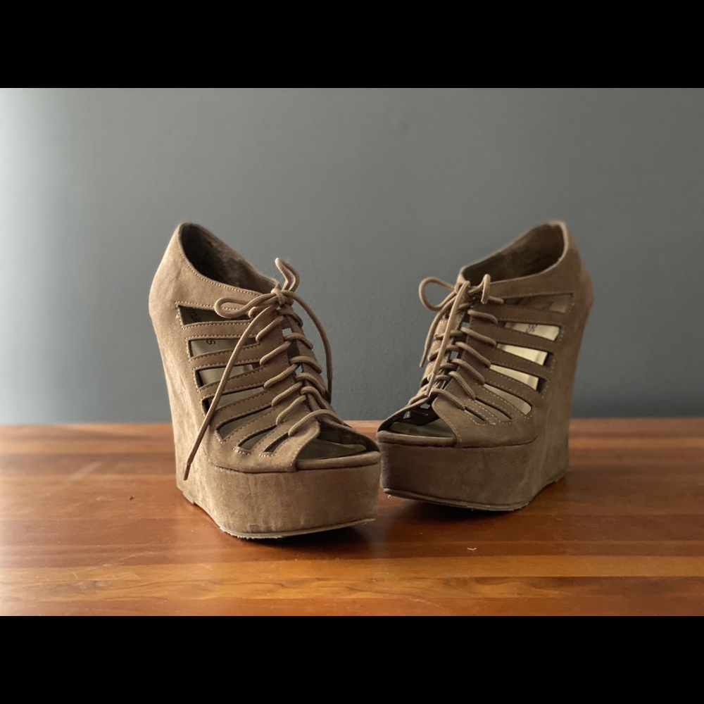 Maurices tan lace wedges